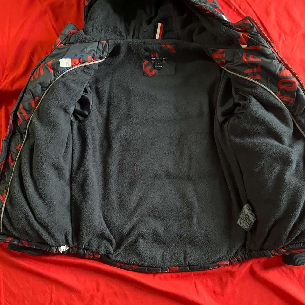 Tommy Hilfiger Black Jacket with Red Logo - Picture 3 of 3